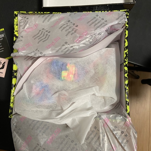 Flashy box/Cape Robbin Heels 8.5 - Picture 4 of 4